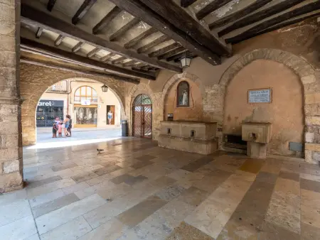 Loft cosy avec vue sur la Plaça Major à Montblanc : photo 15
