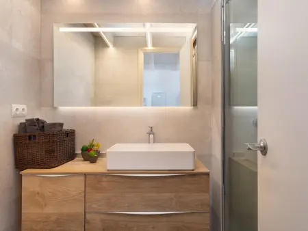 Appartement rénové avec terrasse, centre de Sant Feliu de Guíxols, 6 pers. : photo 17