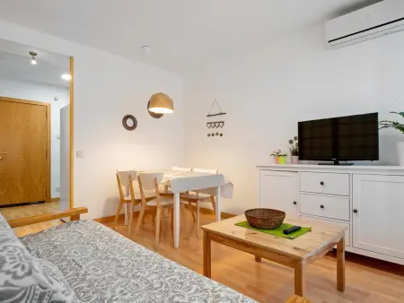 Appartement près de la plage, animaux admis, Appartement 3 personnes à Torredembarra : photo 2