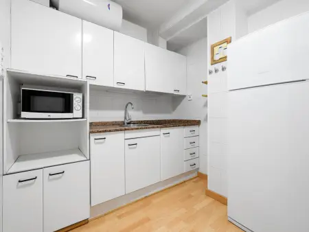Appartement près de la plage, animaux admis, Appartement 3 personnes à Torredembarra : photo 8