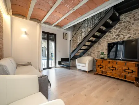 Duplex historique, animaux admis - Montblanc, Appartement 6 personnes à Montblanc : photo 3