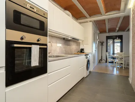 Duplex historique, animaux admis - Montblanc, Appartement 6 personnes à Montblanc : photo 6