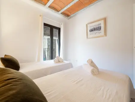 Duplex historique, animaux admis - Montblanc, Appartement 6 personnes à Montblanc : photo 13