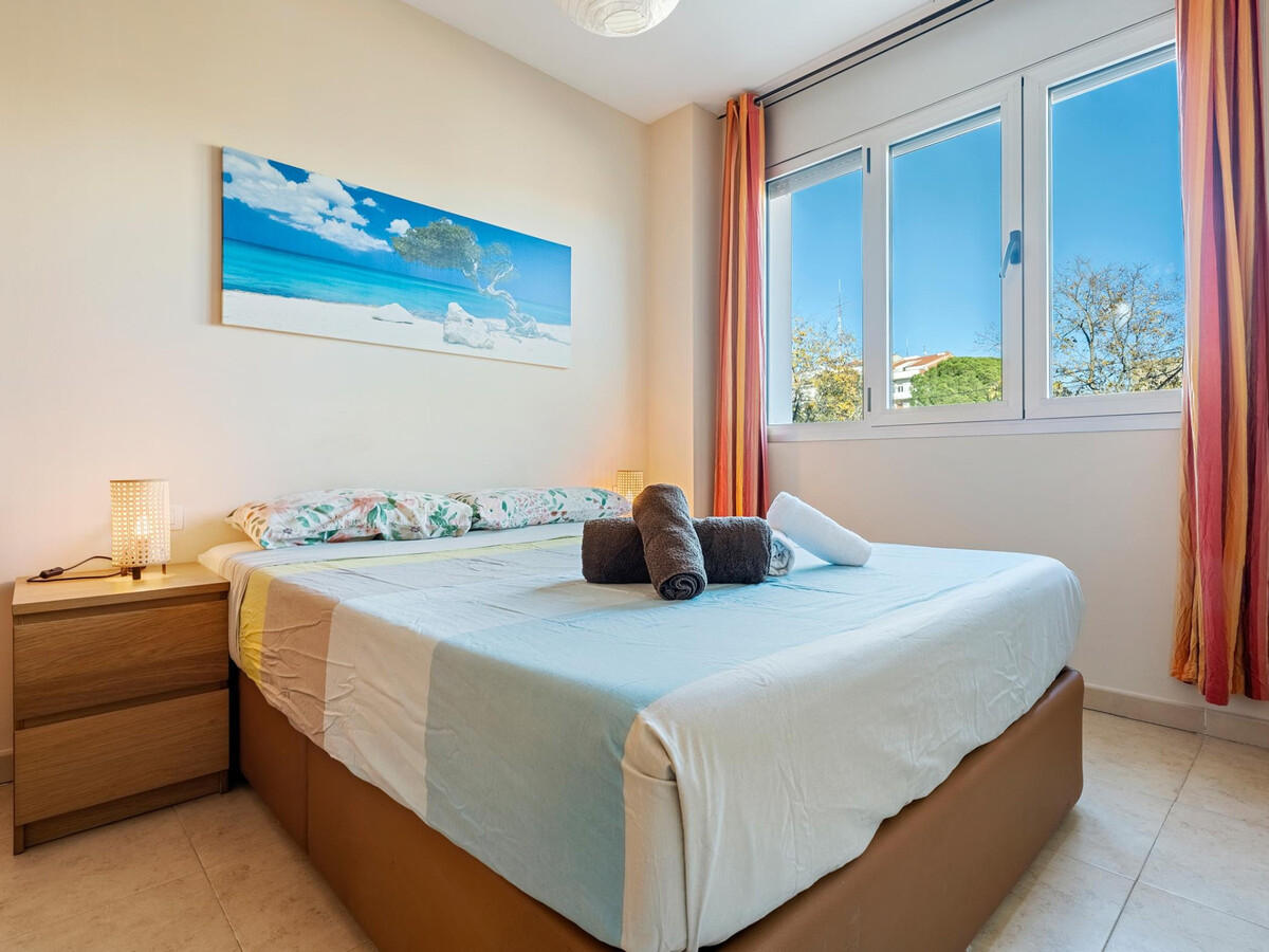 Appartement spacieux avec parking, clim - 4 pers. - Photo 10