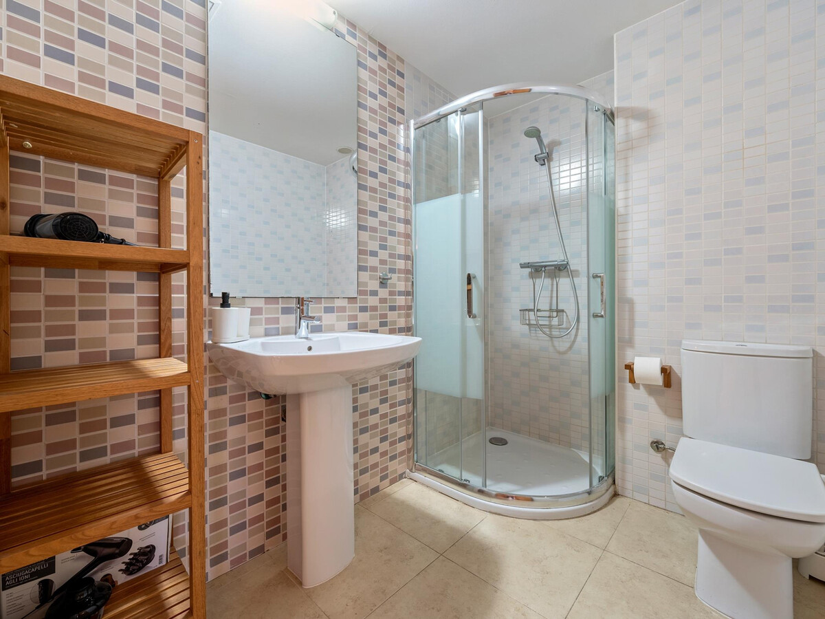 Appartement spacieux avec parking, clim - 4 pers. - Photo 15