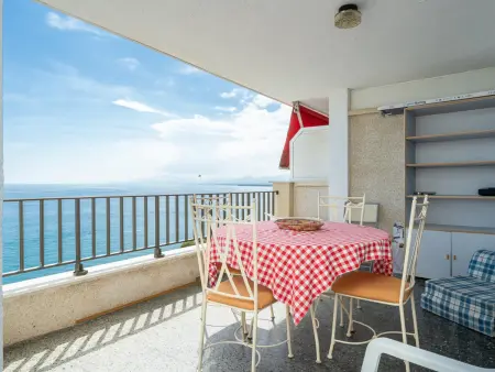 Appartement vue mer à Salou, 3 chambres, 8 personnes : photo 1