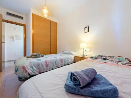 Appartement 3 chambres vue piscine à L'Hospitalet de l'Infant : photo 13