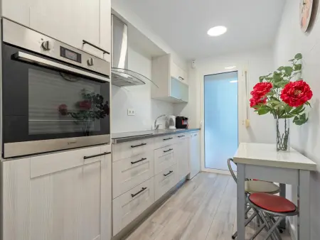 Appartement 2 chambres à Salou, vue sur rue calme, 6 pers. : photo 9