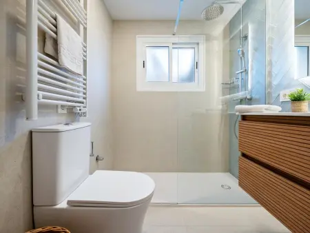 Appartement 2 chambres à Salou, vue sur rue calme, 6 pers. : photo 17