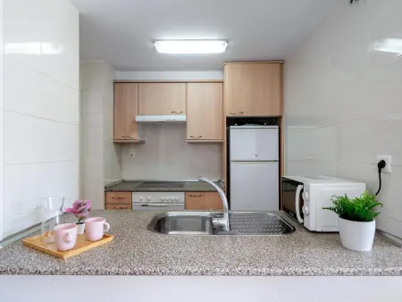 Appartement confortable avec terrasse - 6 pers., Appartement 6 personnes à La Pineda : photo 9