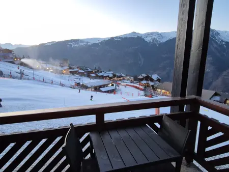 Appartement lumineux  Accès direct aux pistes  Balcon : photo 7