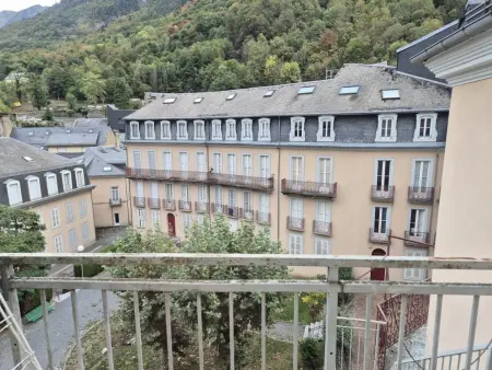 T2 avec balcon en hyper-centre de Cauterets, 4 personnes : photo 14