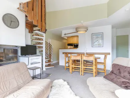 Appartement avec cheminée, vue montagne - 8 pers. : photo 1