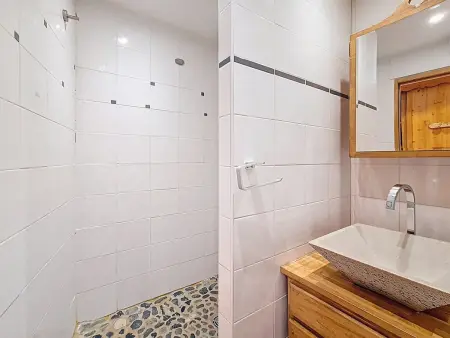 Appartement confortable ski-in/ski-out, balcon sud : photo 13