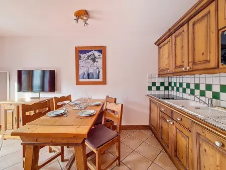 Appartement 3 pièces 50 m² aux Menuires, accès pistes à 50 m : photo 2