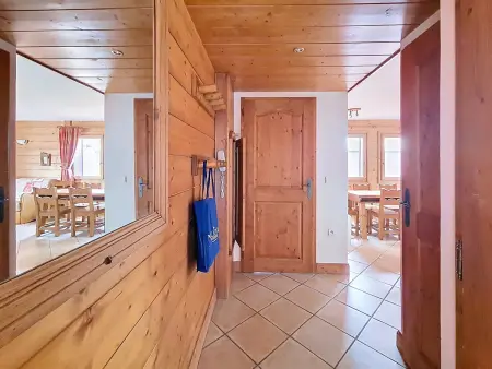 Appartement spacieux avec balcon et parking, proche des pistes - 6 personnes : photo 14