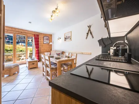 Appartement spacieux avec terrasse et piscine, Appartement 4 personnes à Les Menuires : photo 3