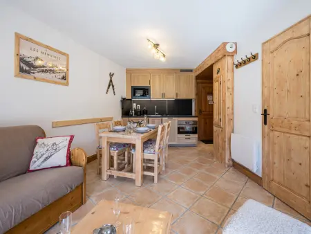 Appartement spacieux avec terrasse et piscine, Appartement 4 personnes à Les Menuires : photo 7