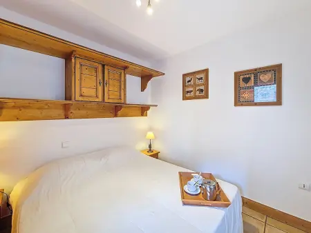 Appartement spacieux avec balcon et parking, proche des pistes : photo 8
