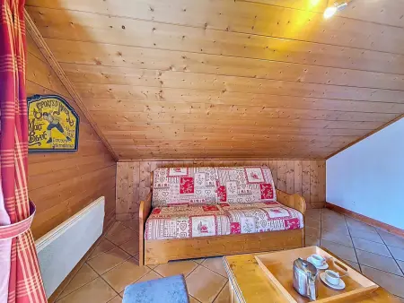 Appartement mansardé skis aux pieds aux Menuires, balcon et piscine : photo 6