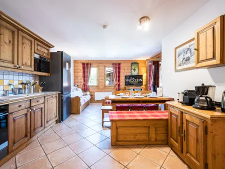 Appartement 6 pers. avec balcon sud, pistes à 100 m, Les Menuires : photo 1