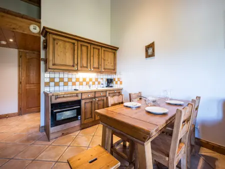 Appartement spacieux près des pistes - 6 pers., Appartement 6 personnes à Les Menuires : photo 3