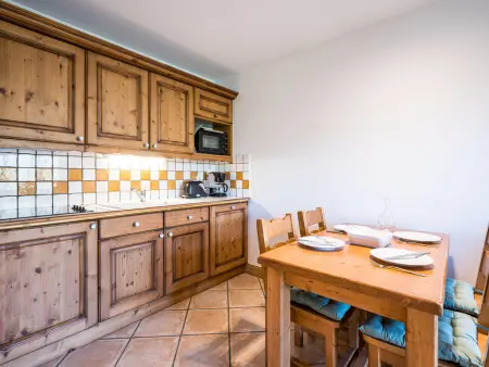 Gîte lumineux proche des pistes - 4 pers., Appartement 4 personnes à Les Menuires : photo 3