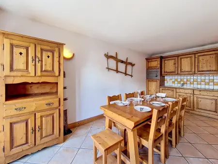 Appartement 70 m² aux pieds des pistes, Les Menuires : photo 3
