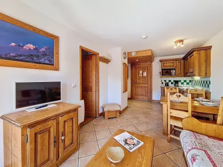 Appartement 2 pièces avec balcon aux Menuires, pistes à 100 m : photo 1