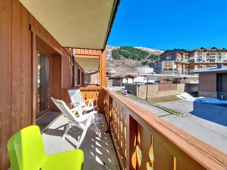 Appartement 2 pièces avec balcon aux Menuires, pistes à 100 m : photo 11