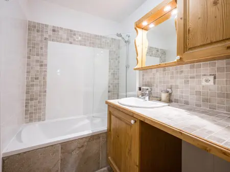 Appartement spacieux proche pistes - 6 pers., Appartement 6 personnes à Les Menuires : photo 10