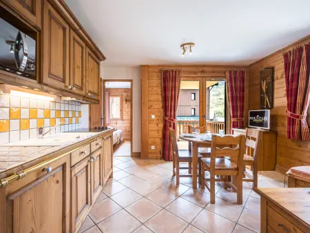 Appartement 2 pièces 32 m² aux Menuires, pistes à 100 m : photo 2