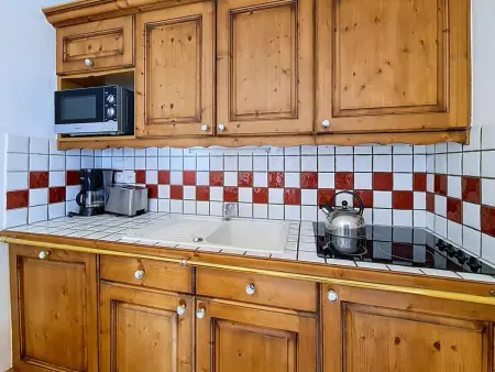 Appartement lumineux proche des pistes, Appartement 4 personnes à Les Menuires : photo 6