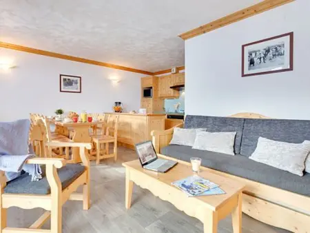 Spacieux appartement skis aux pieds - 7 pers., Appartement 7 personnes à Les Menuires : photo 3