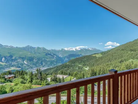 Appartement 3 pièces avec piscine couverte, parking et Wifi à Arc 1800 : photo 10