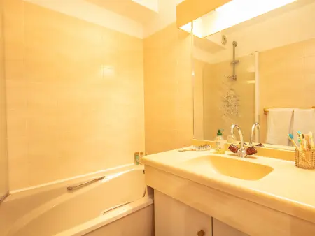 Studio agréable, parking - vue montagnes, Appartement 4 personnes à La Salle les Alpes : photo 8