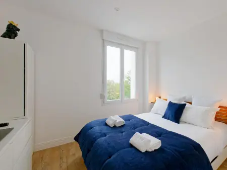 Appartement cosy avec clim au cœur de Portbail, face à l'église : photo 5