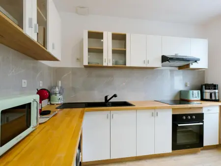 Appartement cosy avec clim au cœur de Portbail, face à l'église : photo 7