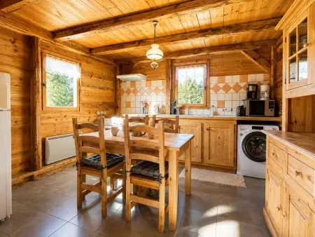 Mazot savoyard, animaux acceptés - 6 pers., Appartement 6 personnes à Notre Dame de Bellecombe : photo 10