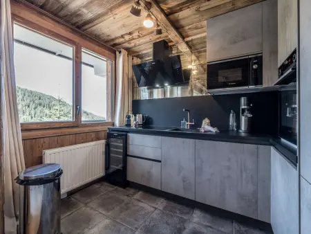 Appartement neuf à 200 m des pistes, Courchevel 1650 : photo 9