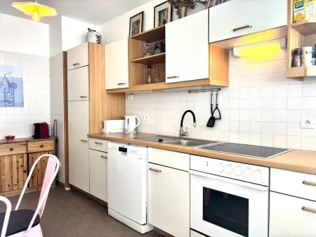T2 climatisé avec véranda et terrasse de 42 m² à Hyères : photo 7