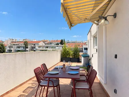 T2 climatisé avec véranda et terrasse de 42 m² à Hyères : photo 10