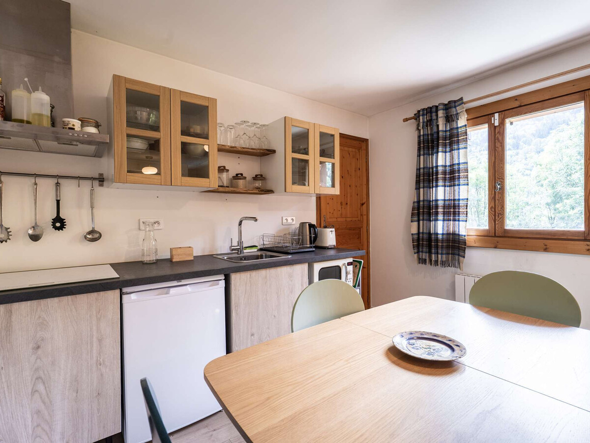 Chalet charmant, parking - 4 pers., Appartement 4 personnes à Bozel - Photo 5