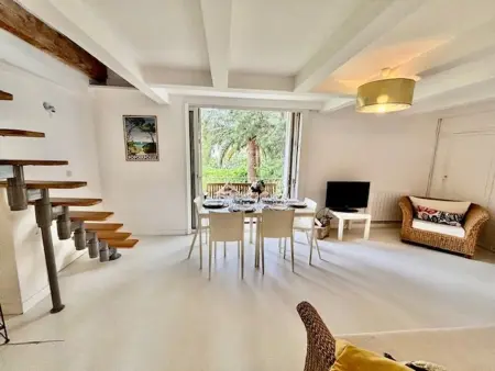 Appartement calme et familial au centre de Porquerolles, 6 pers. : photo 4