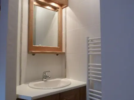 T4 de 60 m² avec balcon sud-ouest à Arêches, animaux acceptés : photo 5