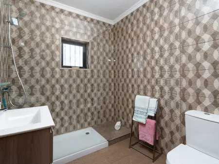 Appartement 1 chambre climatisé avec balcon, Carvoeiro : photo 23