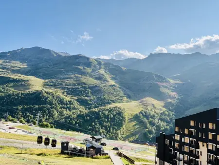 Appartement skis aux pieds, vue montagne - 4 pers. : photo 4
