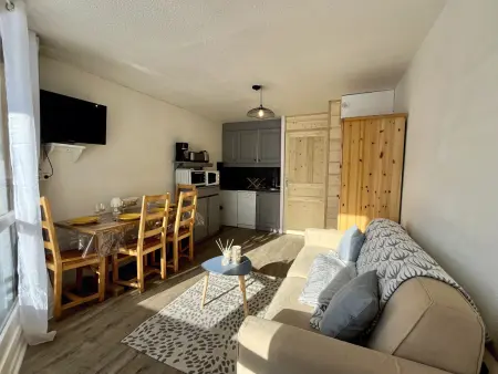 Appartement skis aux pieds, vue montagne - 4 pers. : photo 9