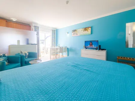 Studio avec clim, WiFi - 2 adultes, 1 enfant, Appartement 3 personnes à Tavira : photo 4