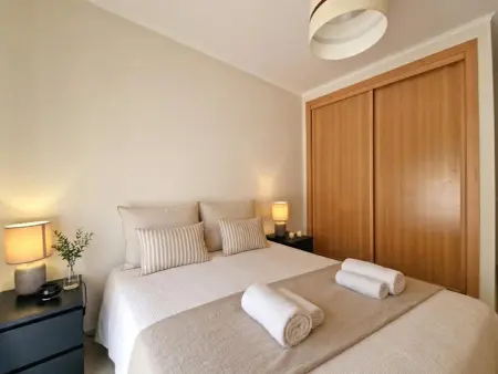Appartement climatisé avec patio et piscine à Tavira, Portugal : photo 7